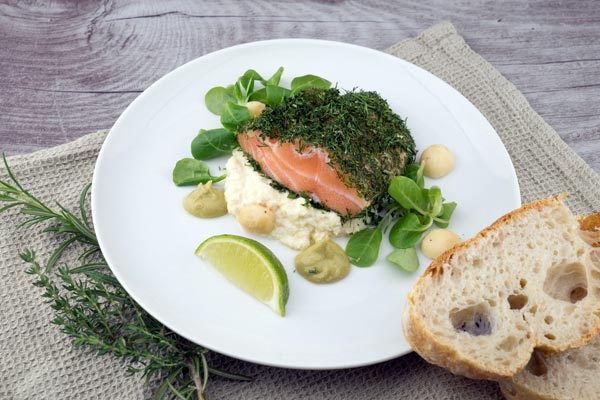 Lachs enthält viel Omega-3 Lachs enthält viel Omega-3